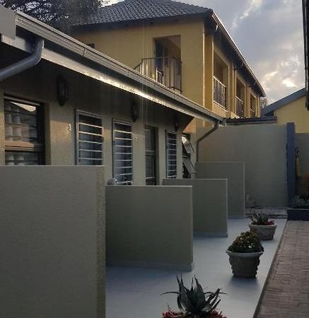 Salas Stay, Midrand Exterior photo
