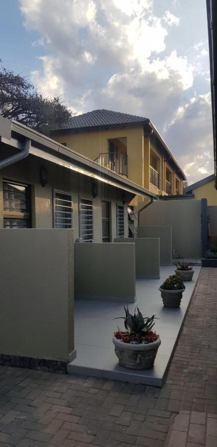 Salas Stay, Midrand Exterior photo